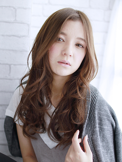 ゆるふわロングパーマ 福岡 香椎の美容室 美容院 Bianco Due ビアンコ ドゥーエ